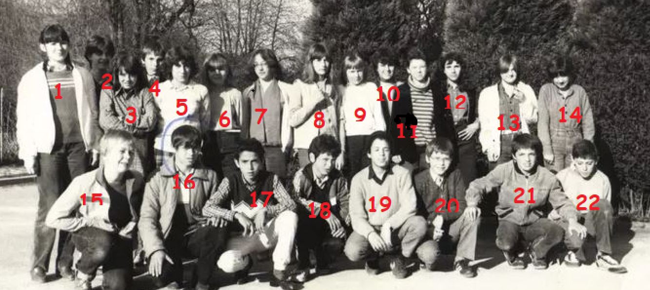 collège 1982 5iem ( photo 9) 1 2 3 4 5 6 7 8 9 10 11 12 13 14 15, Georges Mendès , Kamel Seddiki , 18, Merbouk Belal ,20, Nicolas Bey , 22