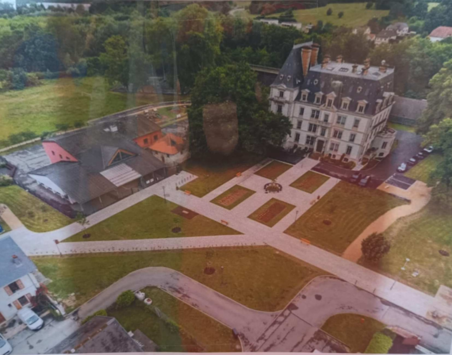 Samedi 7 juin Inauguration de l'esplanade Viellard Louise