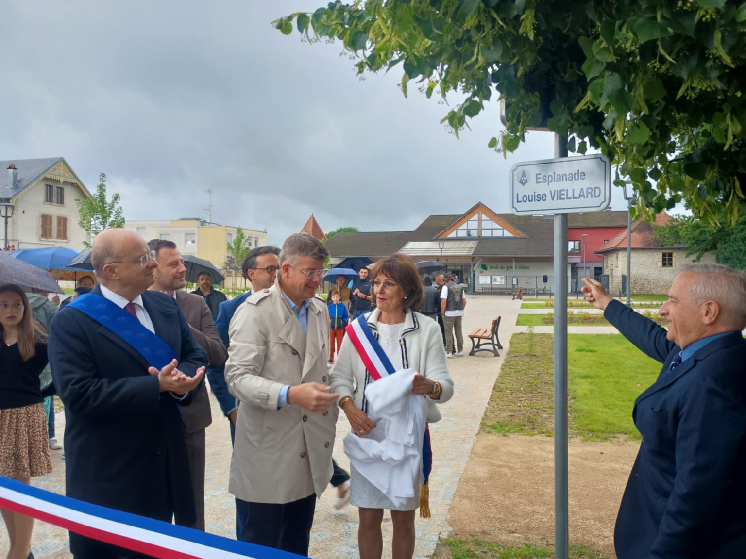 Samedi 7 juin Inauguration de l'esplanade Viellard Louise